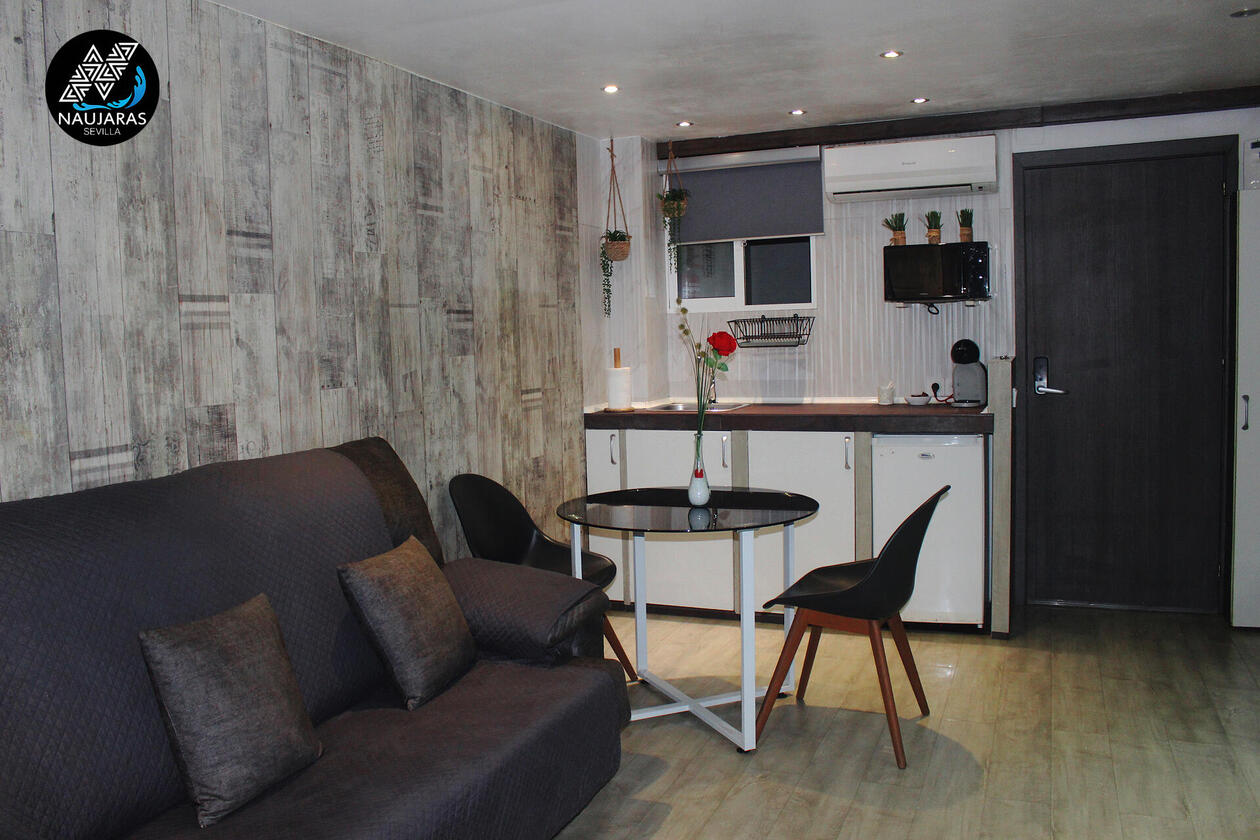 Estudio + jacuzzi XXL