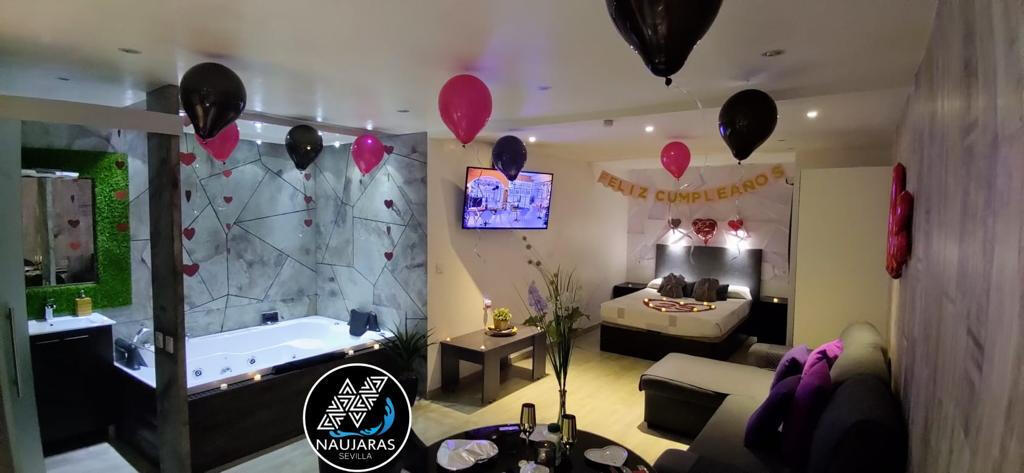 Estudio + jacuzzi XXL